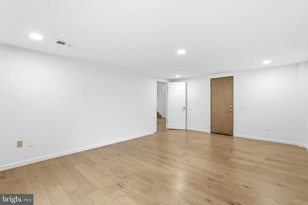 Photo of 4001 FEATHERSTONE PLACE