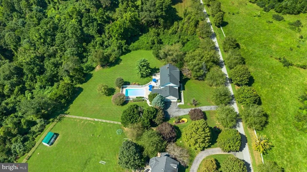 Photo of 2109 LINK ROAD