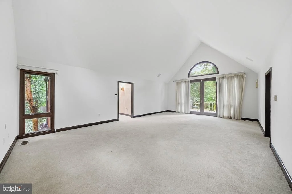 Photo of 10601 SWEETBRIAR PARKWAY