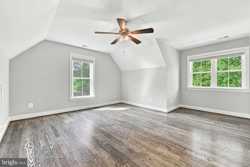 Photo of 7135 LEEDS MANOR ROAD