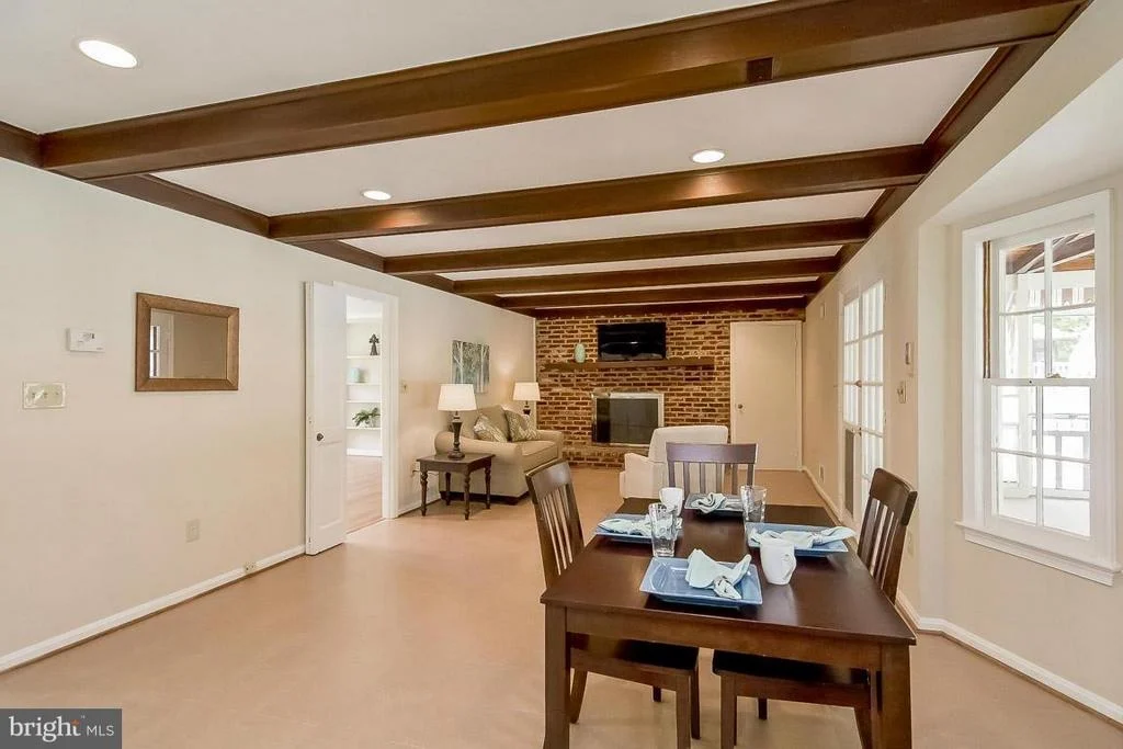 Photo of 2605 VILLAGE LANE