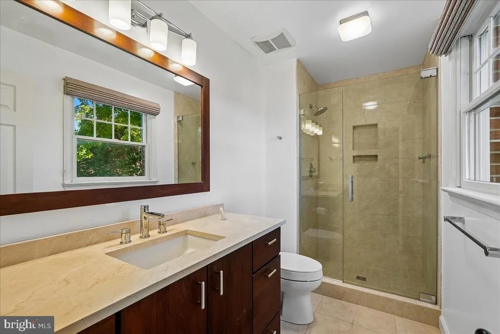 Photo of 8101 SUNDOWN LANE