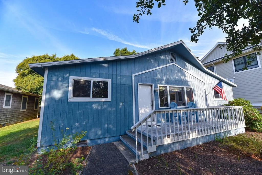 Photo of 503 FAIRWAY DRIVE