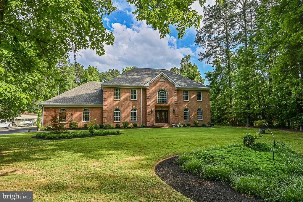Photo of 5805 HALLOWING DRIVE
