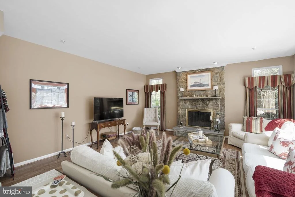 Photo of 15307 RIDING PATH COURT