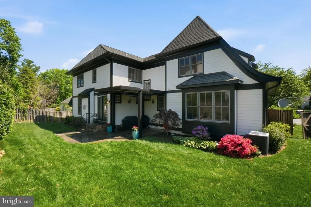 Photo of 2808 JOHN MARSHALL DRIVE