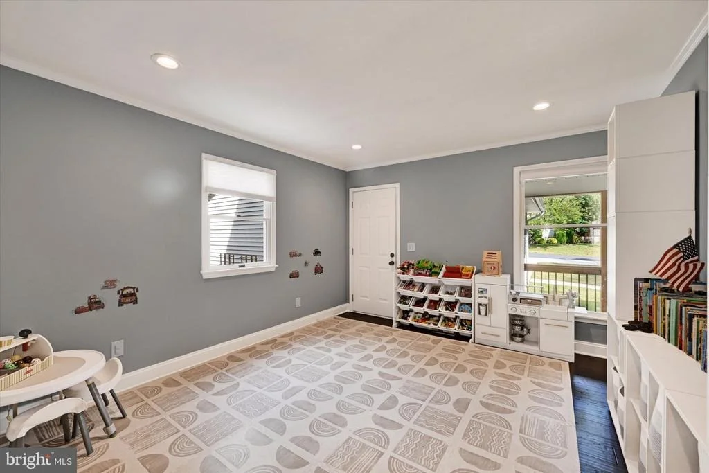 Photo of 1292 SWAN DRIVE