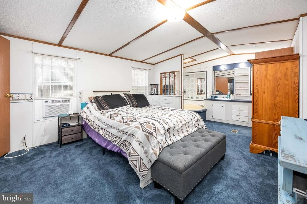 Photo of 22139 ROYAL OAK ROAD