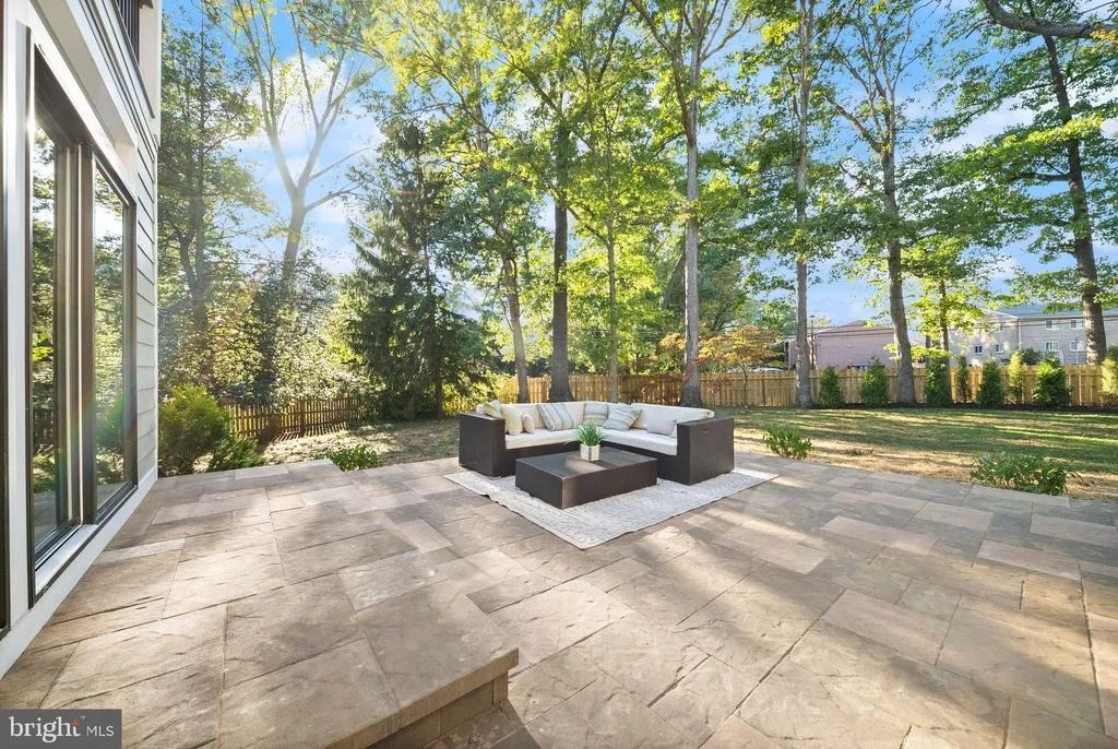 Photo of 8615 ACORN CIRCLE