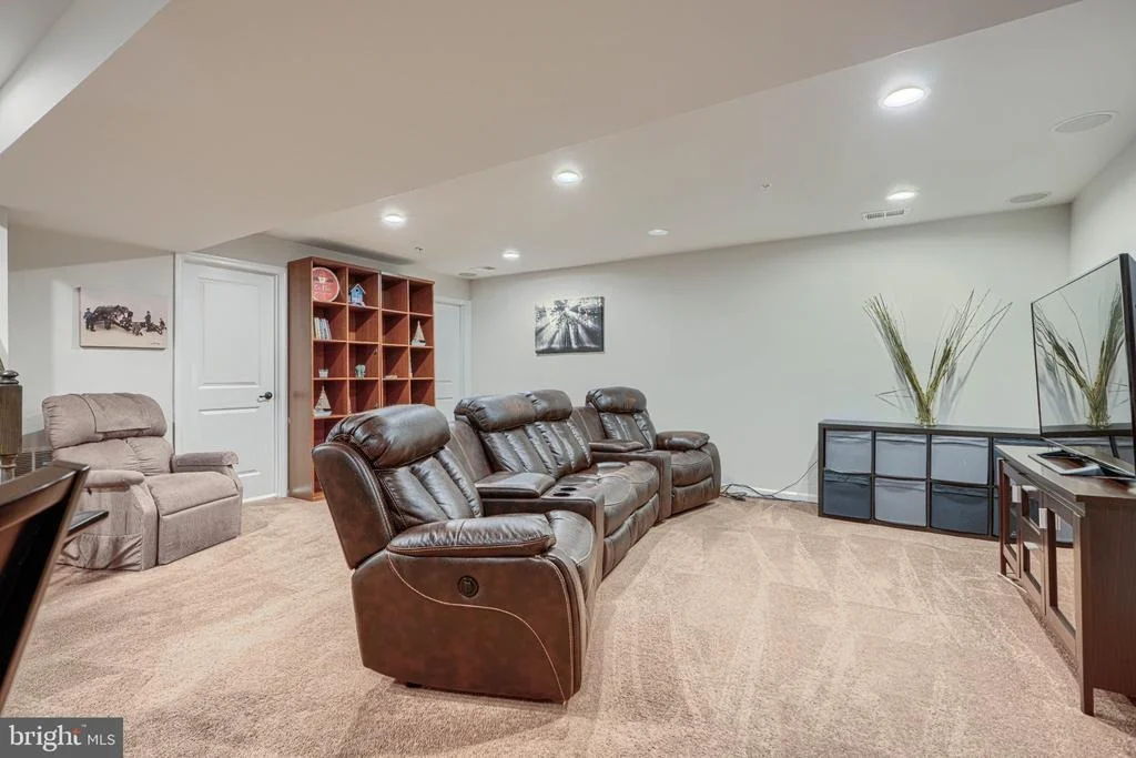 Photo of 507 POTOMAC ROAD