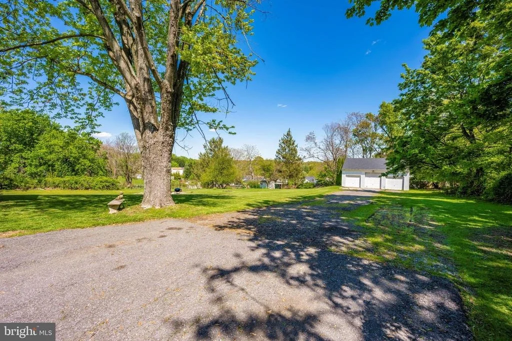 Photo of 25103 OAK DRIVE