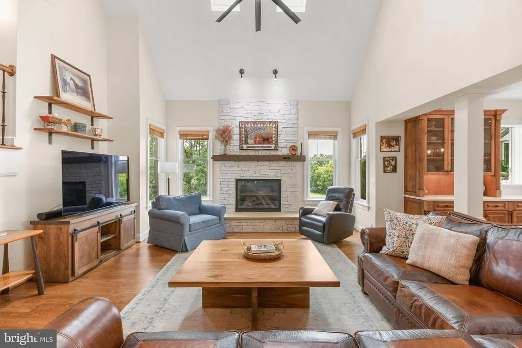 Photo of 8812 YELLOW SPRINGS ROAD
