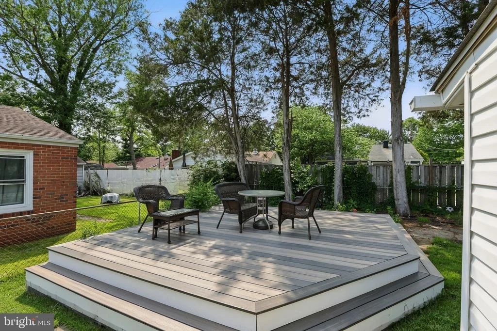 Photo of 6836 STANDISH DRIVE