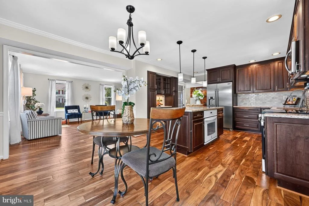 Photo of 8327 SAIL COURT