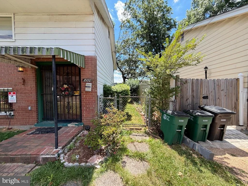 Photo of 800 BOOKER DRIVE