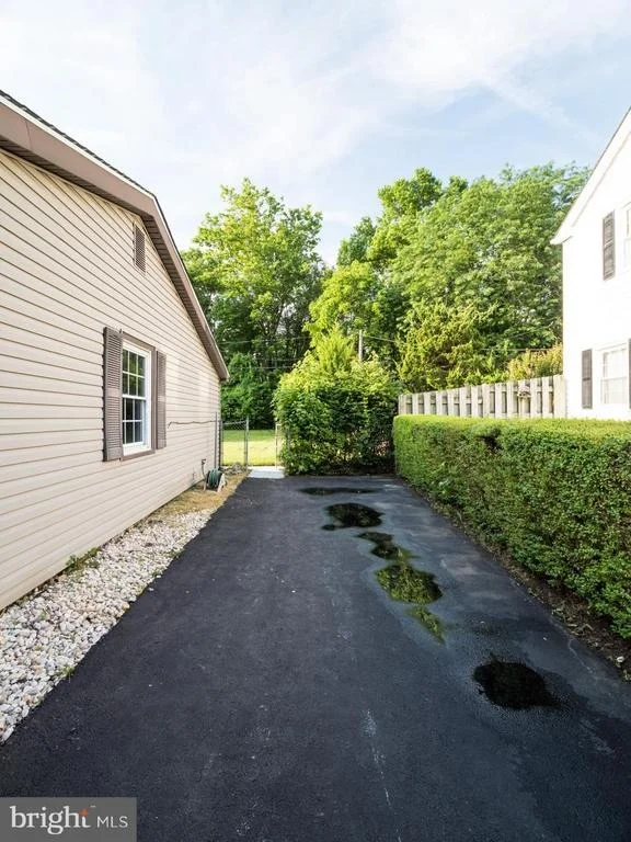 Photo of 12003 MILLSTREAM DRIVE