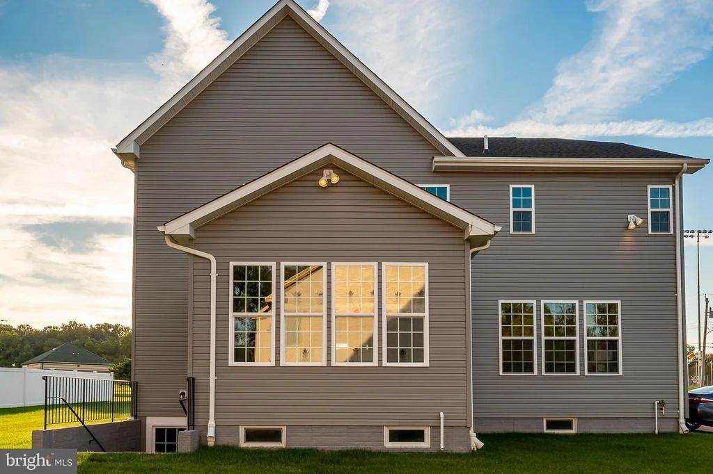 Photo of 10417 LESLIE DRIVE