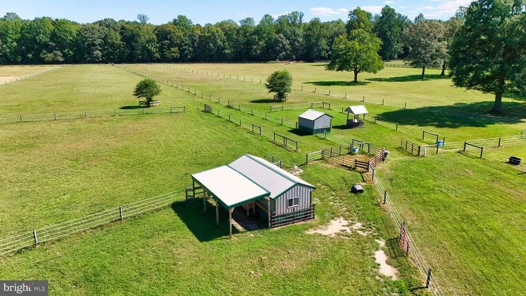 Photo of 6505 GRIFFITH LAKE DRIVE