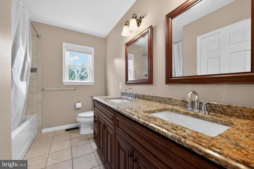 Photo of 1200 CARDINAL LANE