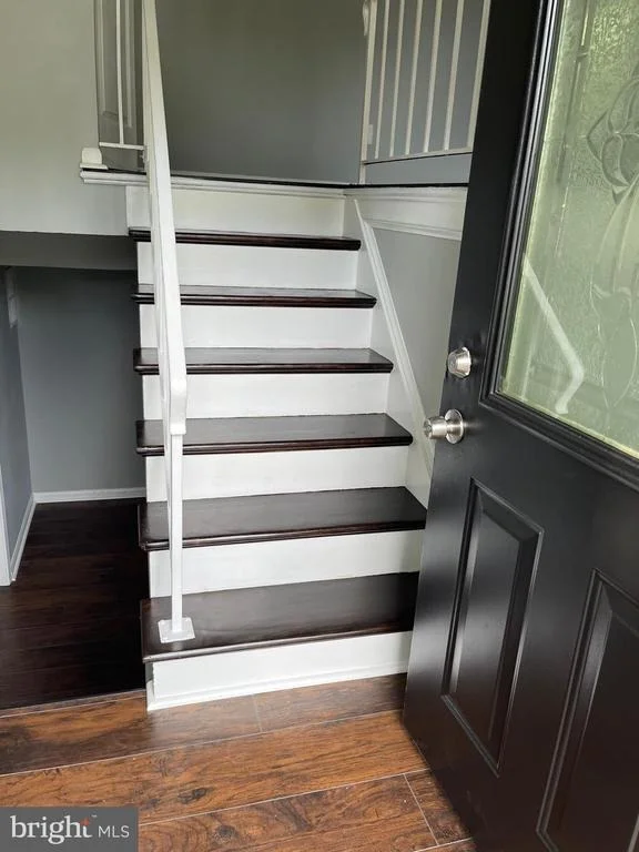 Photo of 610 W NETTLE TREE ROAD