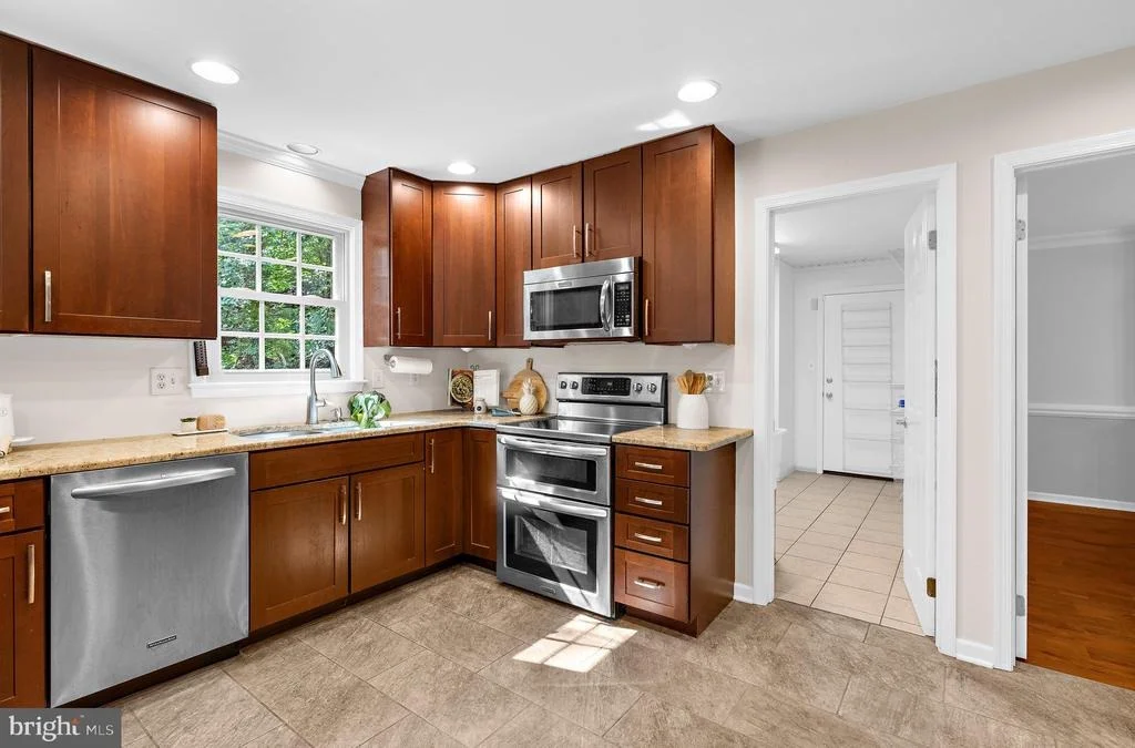 Photo of 21 OLD STURBRIDGE ROAD