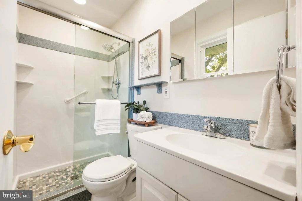 Photo of 2508 REDMILES DRIVE