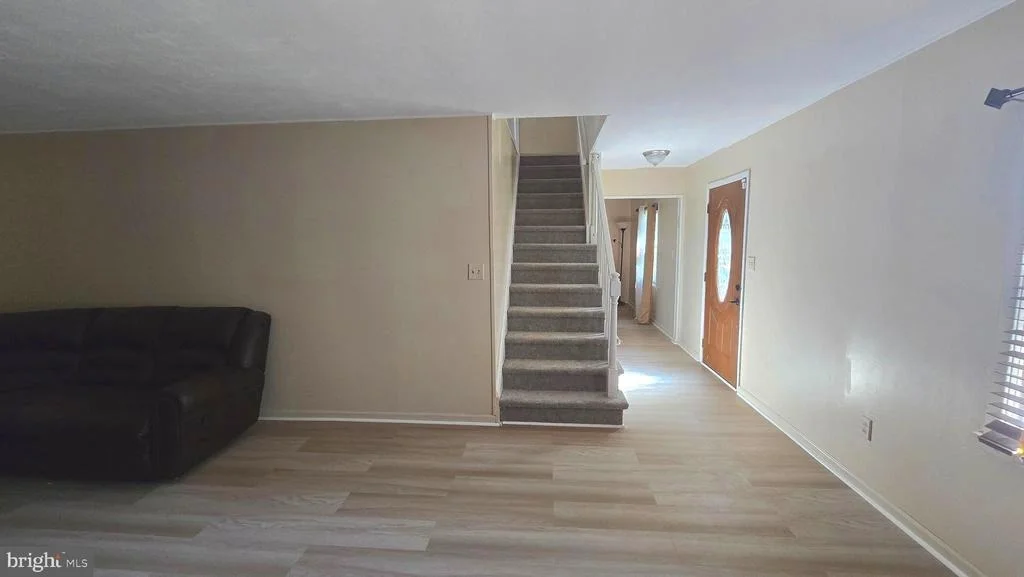 Photo of 185 SOMERSET DRIVE