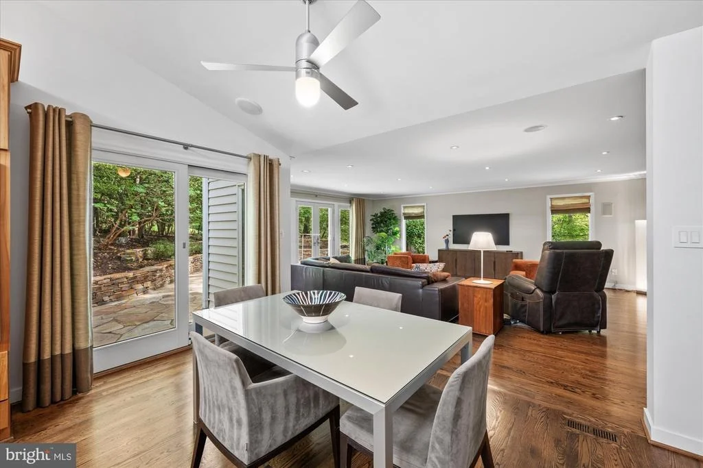Photo of 7908 FOXHOUND ROAD