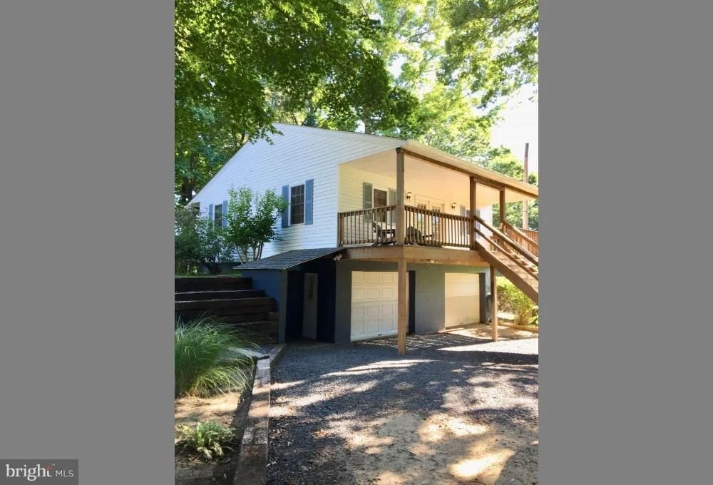 Photo of 8181 SIMPSON FARM ROAD