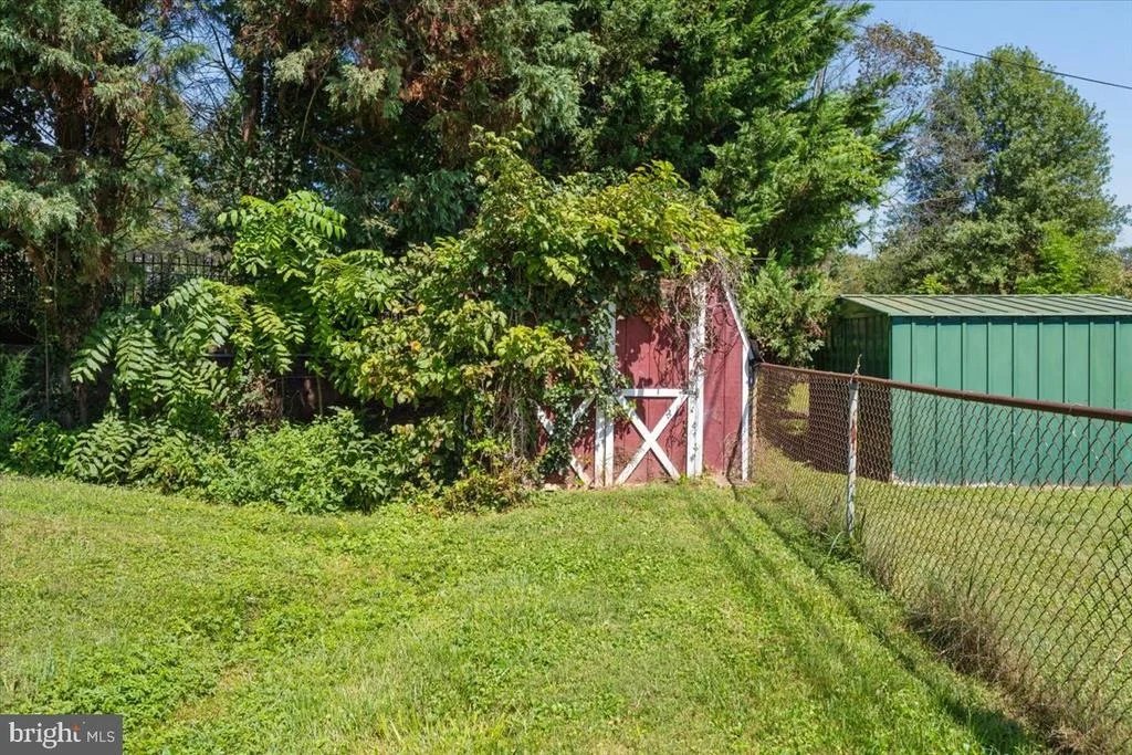 Photo of 5601 CALVERT DRIVE