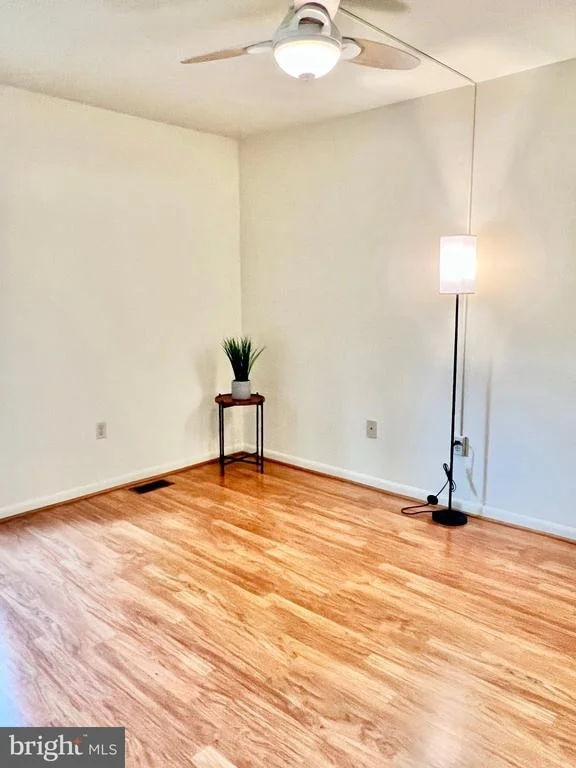 Photo of Unit 101B at 3640 GLENEAGLES DRIVE