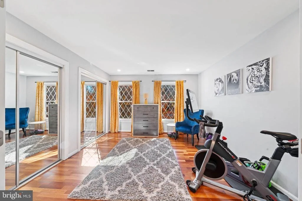 Photo of 15304 WATERGATE ROAD