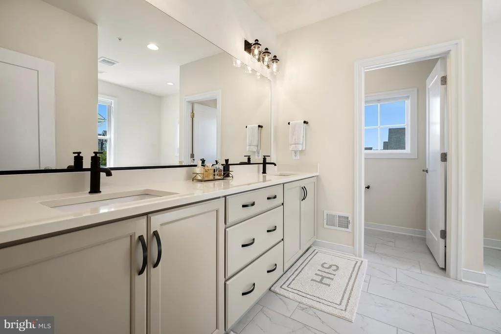 Photo of 11063 EMERALD CROWN DRIVE