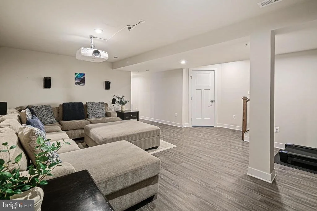 Photo of 6023 CHARLES HENRY PLACE