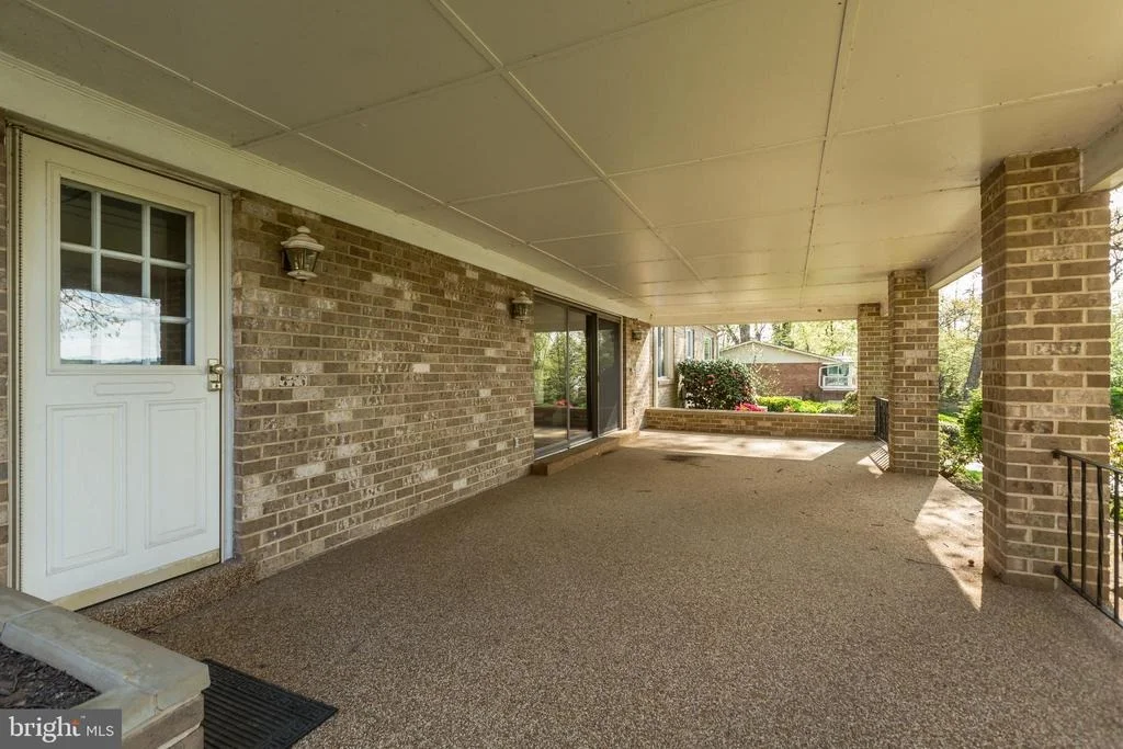 Photo of 5709 RIVER DRIVE