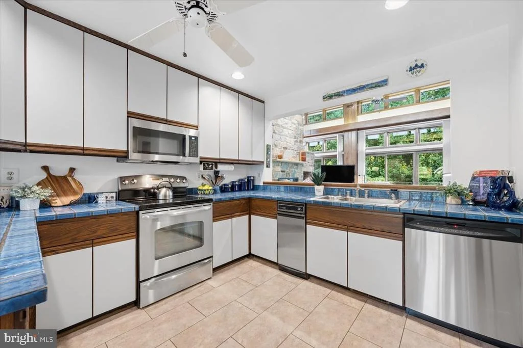 Photo of 17026 BARN RIDGE DRIVE