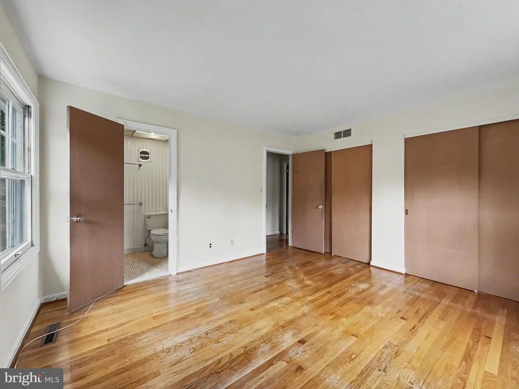 Photo of 1318 DENBY ROAD
