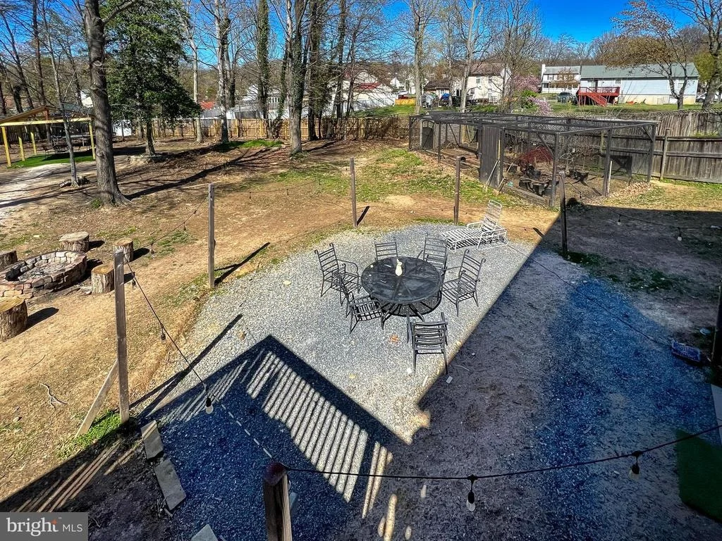 Photo of 9601 ROOSTER LANE