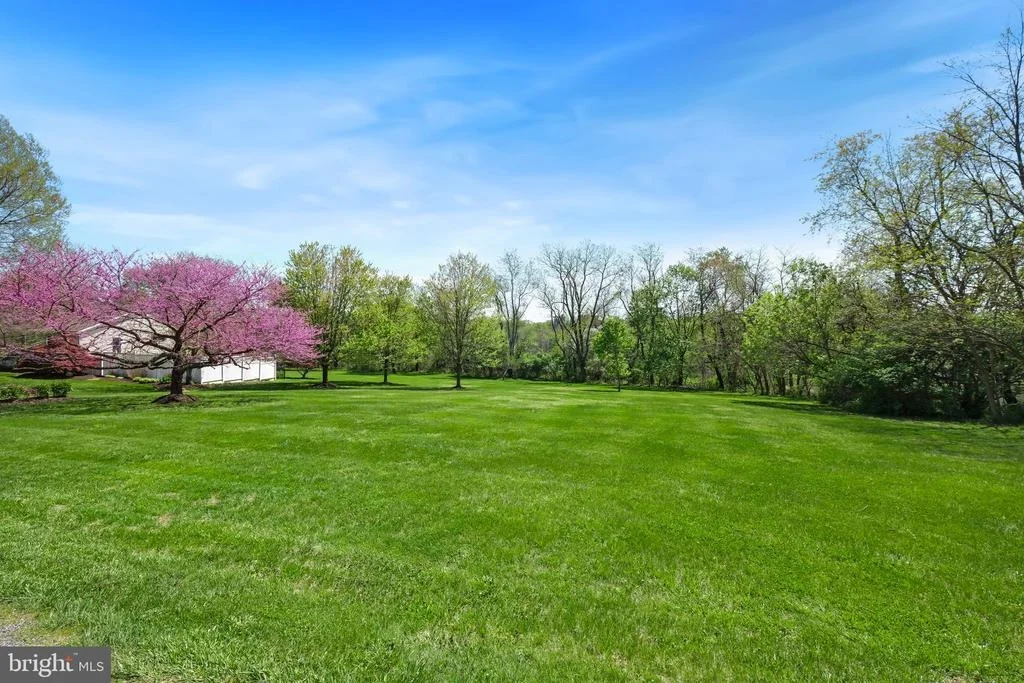 Photo of 9500 HOLSEY ROAD