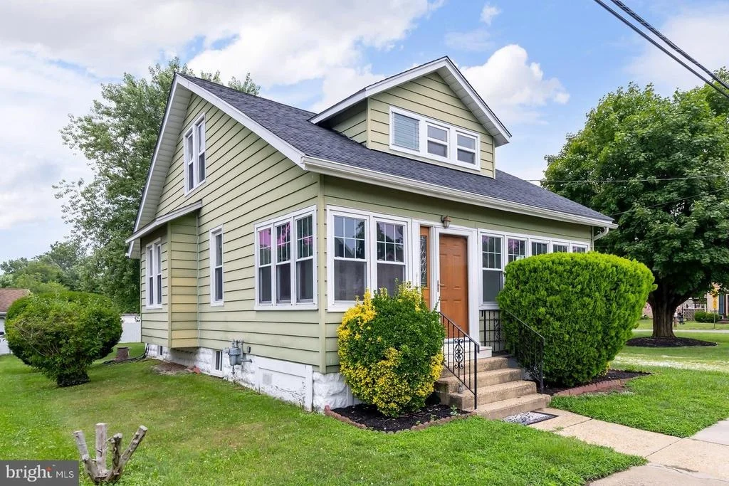 Photo of 16 MANTUA ROAD