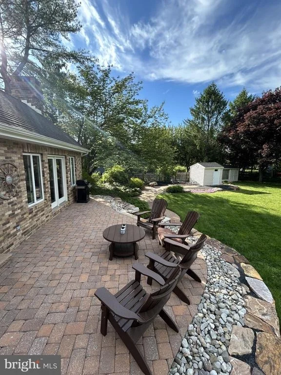Photo of 902 N ISLAND ROAD