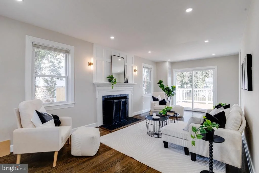Photo of 605 WALNUT AVENUE
