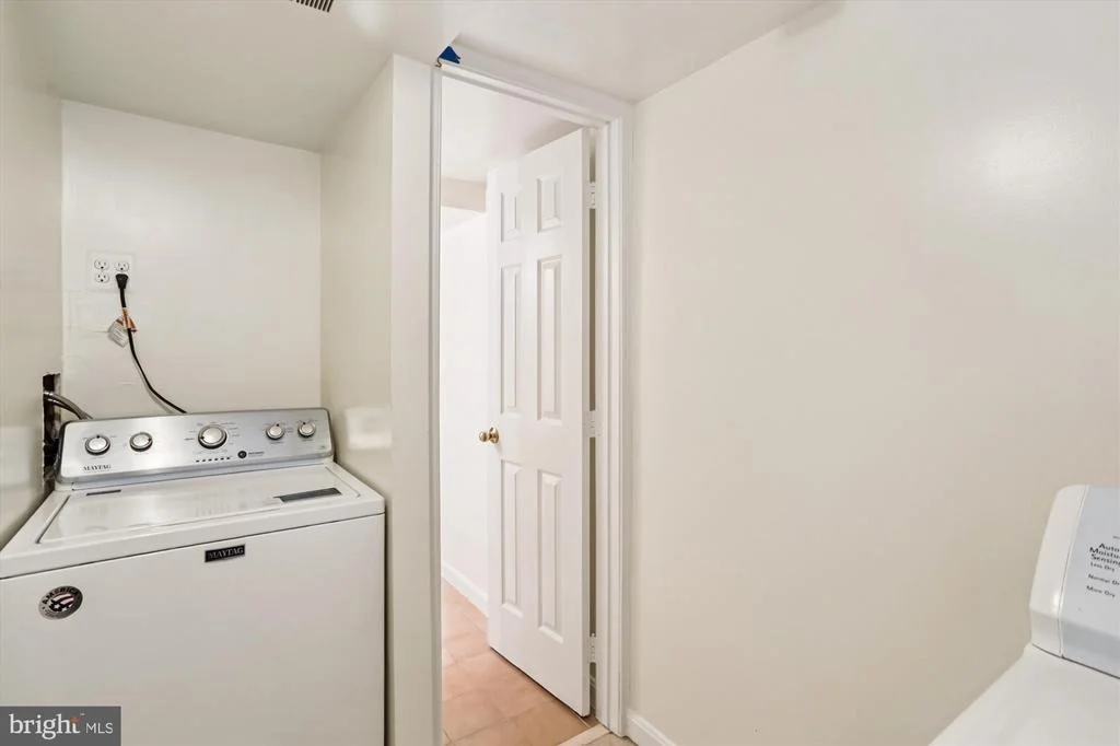 Photo of 12317 MIDDLE ROAD