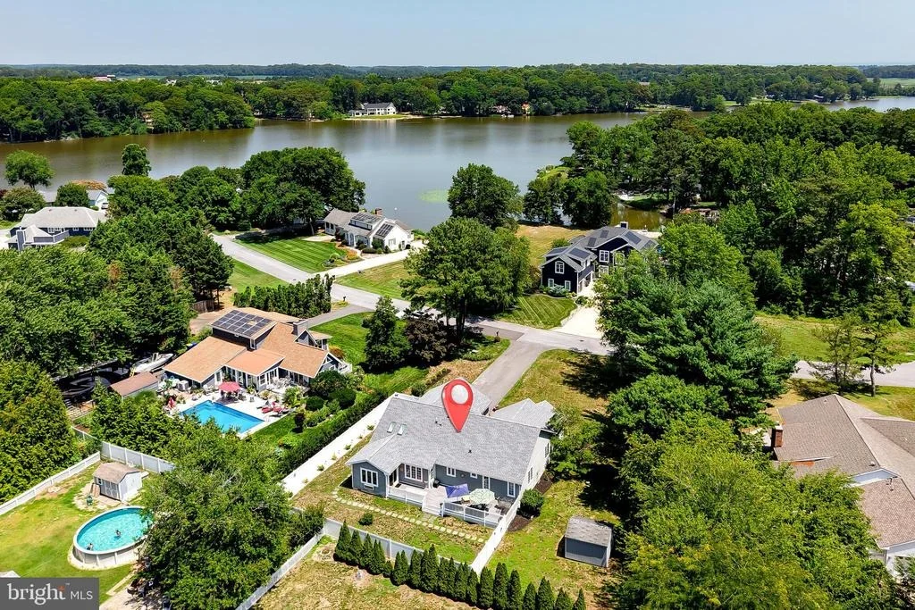 Photo of 30860 EDGEWATER DRIVE