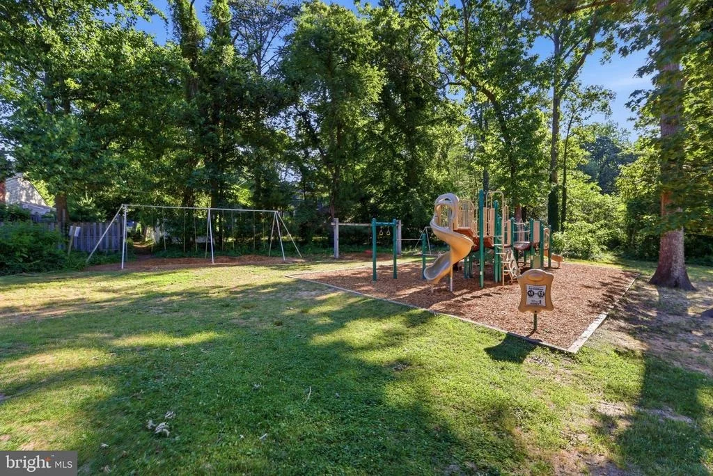 Photo of 636 BAY GREEN DRIVE