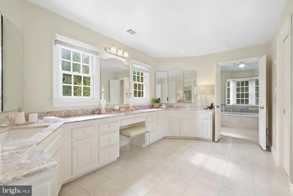 Photo of 9731 BEMAN WOODS WAY