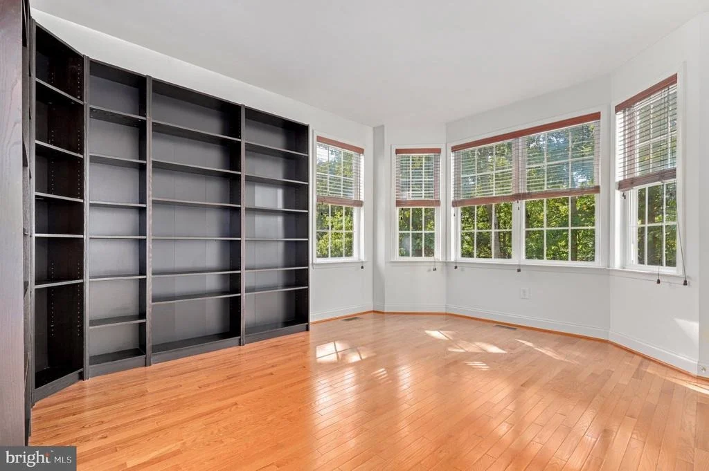 Photo of 6152 MONTGOMERY ROAD