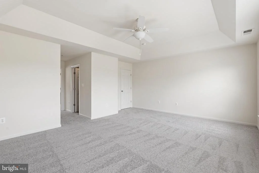 Photo of 17515 MINA LANE