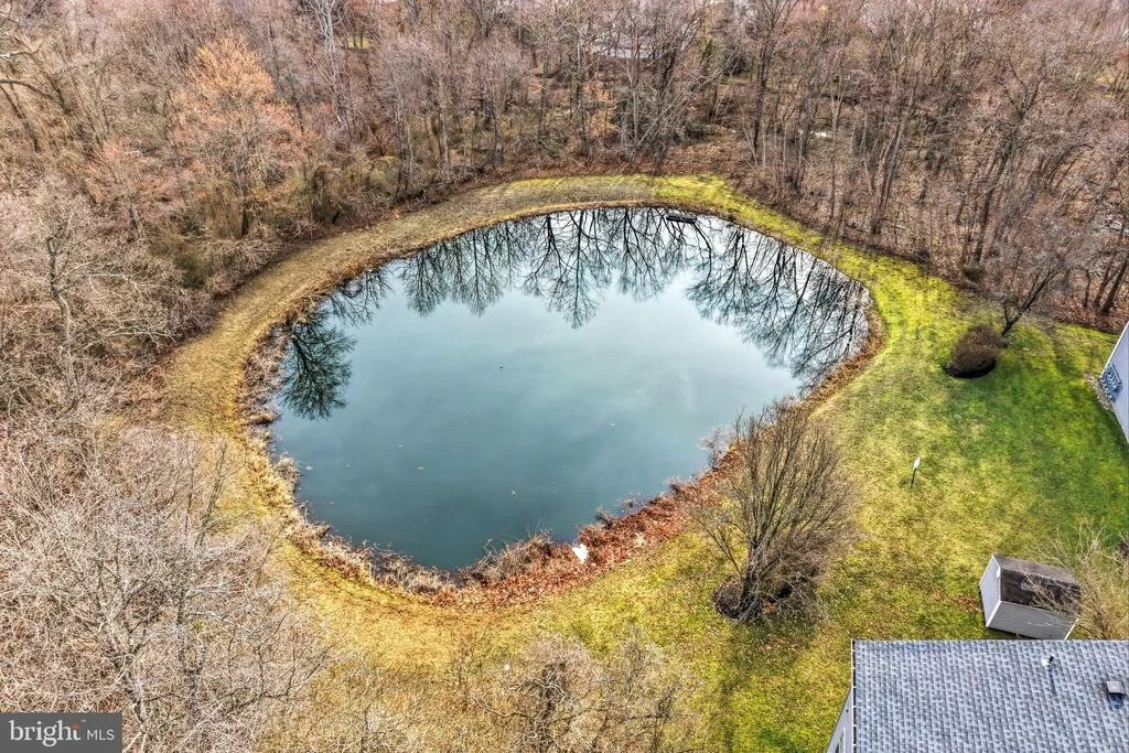 Photo of 326 NICHOLAS DRIVE