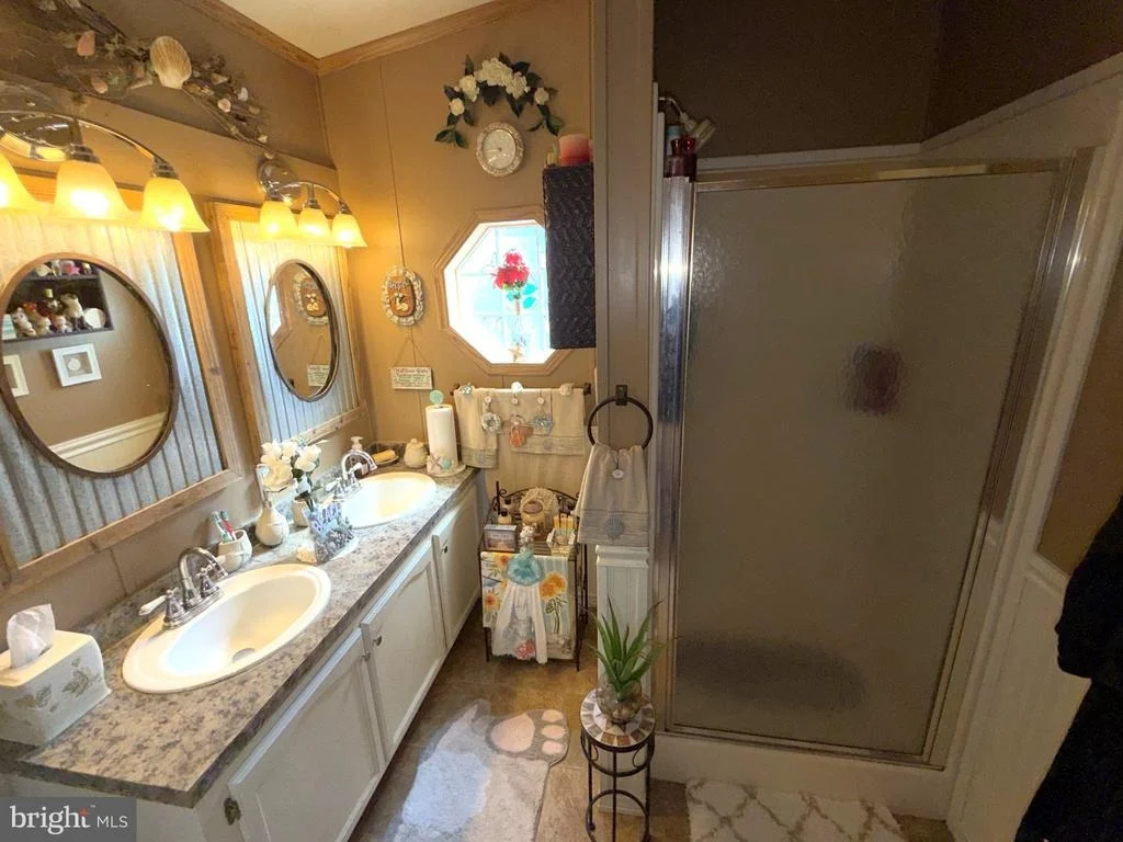 Photo of 8007 FAIR BREEZE DRIVE